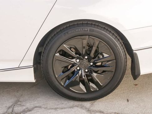 Used 2019 Honda Accord EX-L image 6