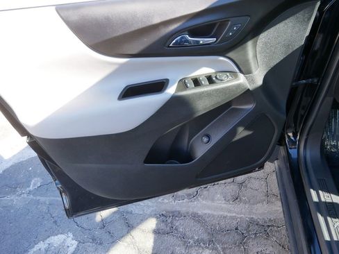 Certified 2022 Chevrolet Equinox LT image 12