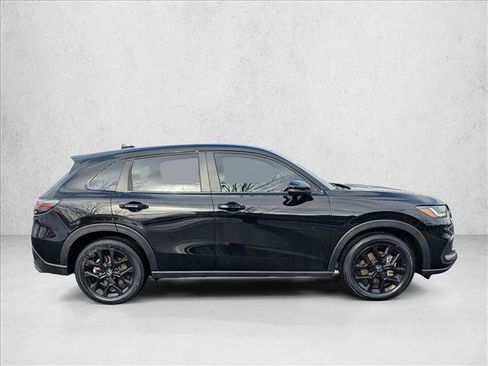 Used 2023 Honda HR-V Sport image 4