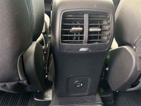 Certified 2022 Ford Escape SE w/ Convenience Package image 16