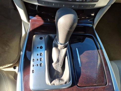 Used 2016 INFINITI Q70 3.7 image 31