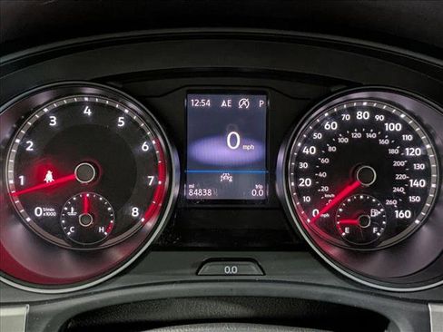 Used 2021 Volkswagen Atlas SE image 11