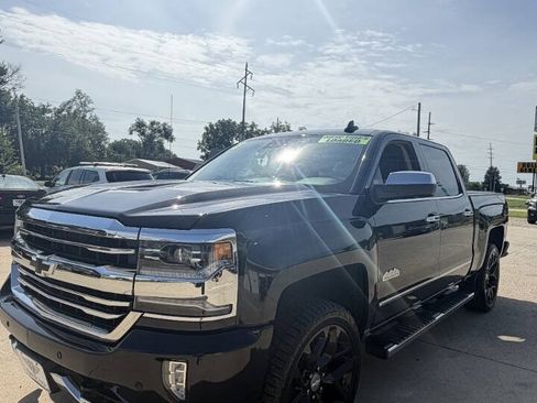 Used 2018 Chevrolet Silverado 1500 High Country AWD/4WD image 3