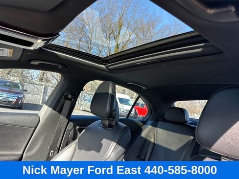 Used 2025 Mercedes-Benz C 300 4MATIC Sedan image 13