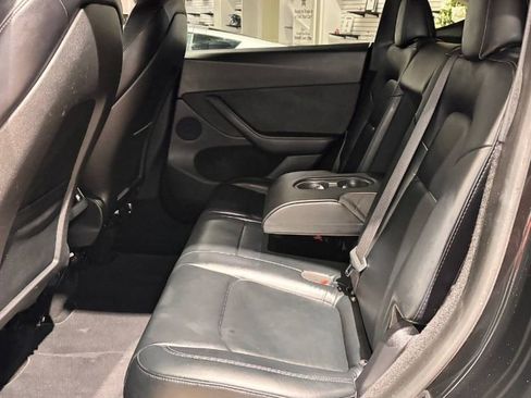Used 2023 Tesla Model Y Long Range image 21