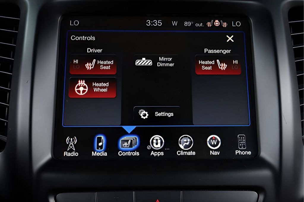 Used 2018 Jeep Cherokee Limited FWD image 29