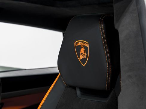 Used 2023 Lamborghini Urus S AWD/4WD image 21
