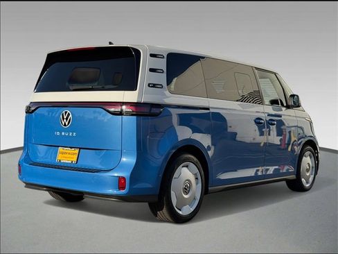 New 2025 Volkswagen ID. Buzz 1st Edition image 4