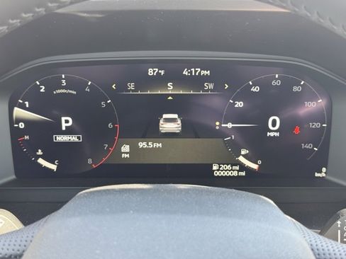 New 2025 Mitsubishi Outlander SE image 25