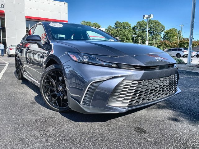 Used 2026 Toyota Camry SE w/ Convenience Package FWD image 2