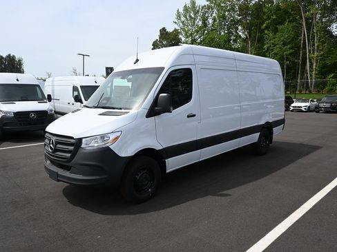 Used 2026 Mercedes-Benz Sprinter 3500 image 1