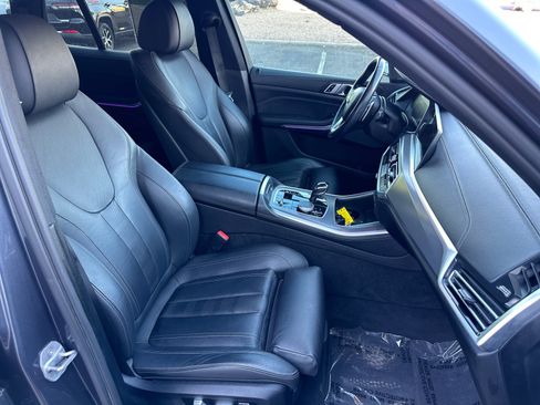 Used 2021 BMW X5 xDrive45e w/ Premium Package AWD/4WD image 33