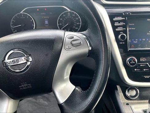 Used 2018 Nissan Murano SV AWD/4WD image 12