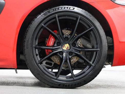 Certified 2018 Porsche 718 Cayman S RWD image 35