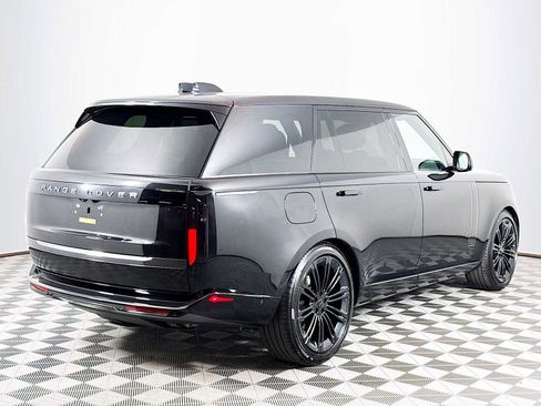 Used 2026 Land Rover Range Rover Long Wheelbase SE AWD/4WD image 4