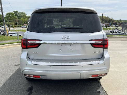 Used 2020 INFINITI QX80 Luxe w/ Proassist Package image 8
