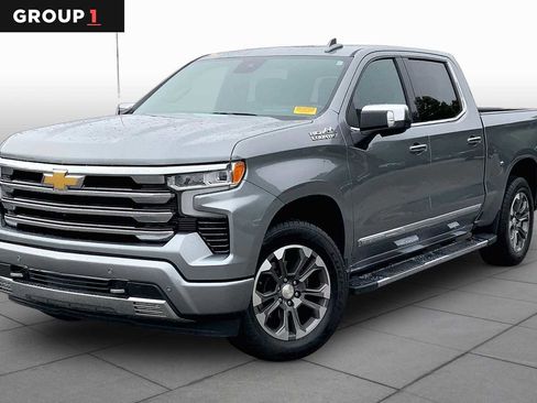 Used 2023 Chevrolet Silverado 1500 High Country w/ Technology Package AWD/4WD image 1