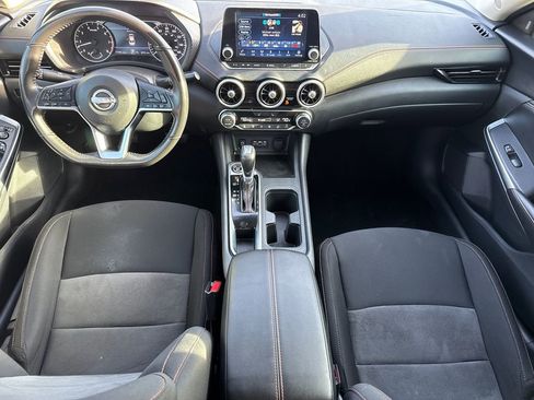 Used 2024 Nissan Sentra SR FWD image 11