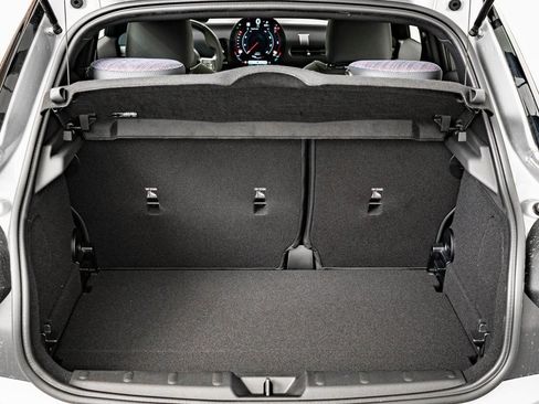 Used 2026 MINI Cooper 4-Door Hardtop FWD image 17