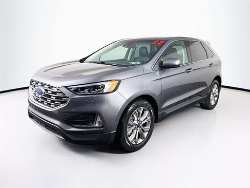 Used 2022 Ford Edge Titanium w/ Equipment Group 301A image 3