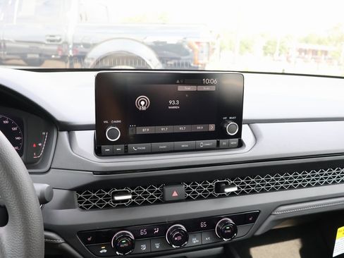 New 2025 Honda Accord SE image 15