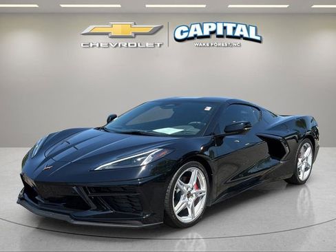 Used 2024 Chevrolet Corvette Stingray Preferred Cpe w/ Battery Protection Package RWD image 2