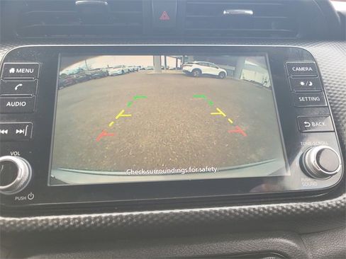 Certified 2021 Nissan Kicks SV image 21