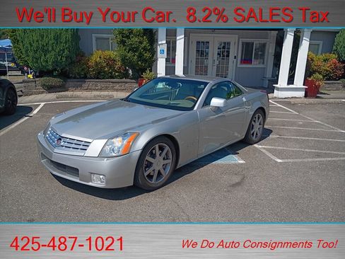 Used 2005 Cadillac XLR RWD image 9