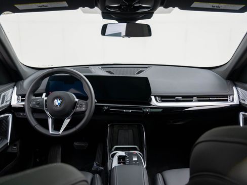 Certified 2025 BMW X1 xDrive28i image 9