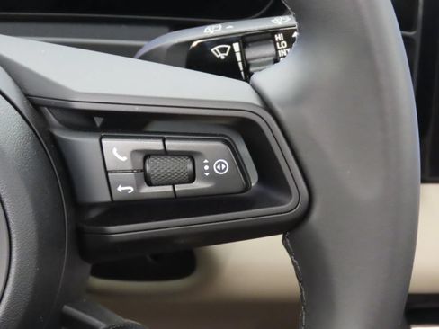 Certified 2025 Porsche Macan 4 Electric AWD/4WD image 22