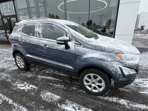 Used 2022 Ford EcoSport SE w/ SE Convenience Package image 3