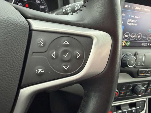 Used 2022 GMC Terrain SLT w/ Infotainment Package II image 29
