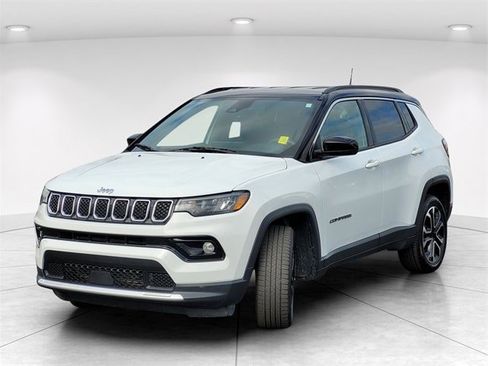 Used 2024 Jeep Compass Limited image 8