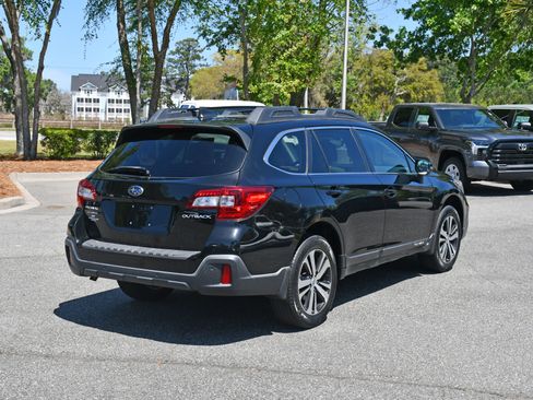 Used 2019 Subaru Outback 2.5i Limited w/ Popular Package #2 AWD/4WD image 4