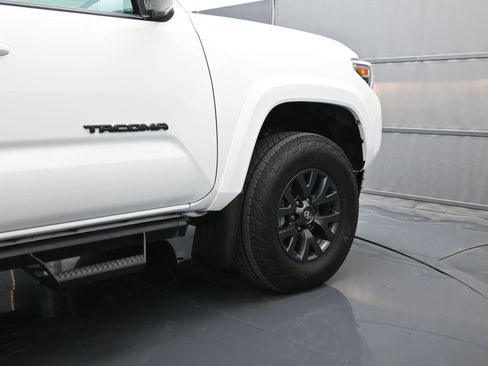 Used 2022 Toyota Tacoma SR5 image 44