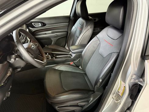 Certified 2024 Jeep Compass Trailhawk image 12