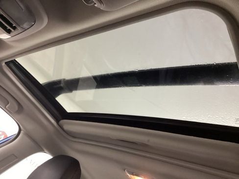 Certified 2022 Subaru Impreza 2.0i Limited image 14