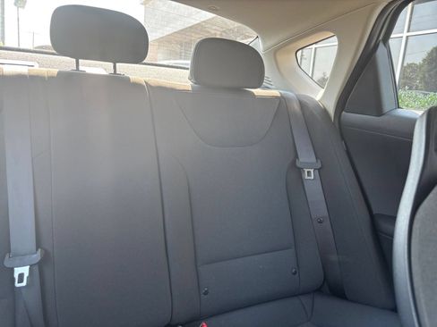 Used 2026 Kia K4 FWD image 36