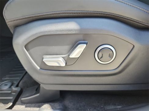 New 2025 Hyundai Santa Fe SEL image 19