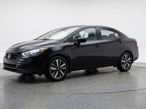 Used 2025 Nissan Versa SV FWD image 3