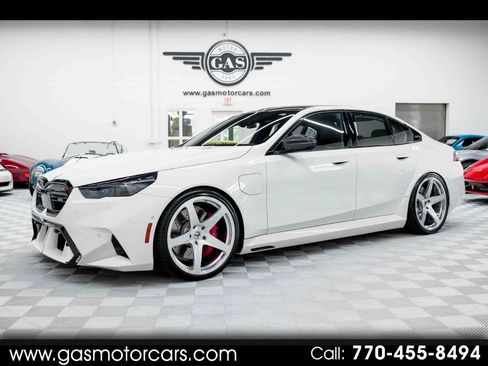 Used 2025 BMW M5 w/ Carbon Package AWD/4WD image 1