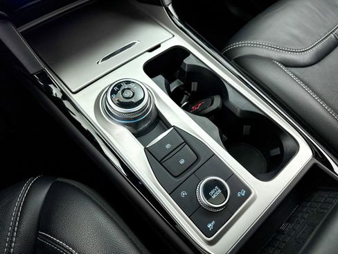 Used 2024 Ford Explorer ST w/ Equipment Group 401A image 33