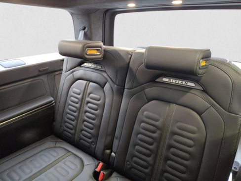 Used 2023 Rivian R1S Adventure image 19