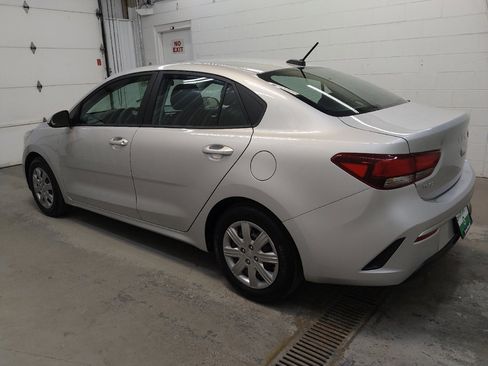 Used 2022 Kia Rio S FWD image 3