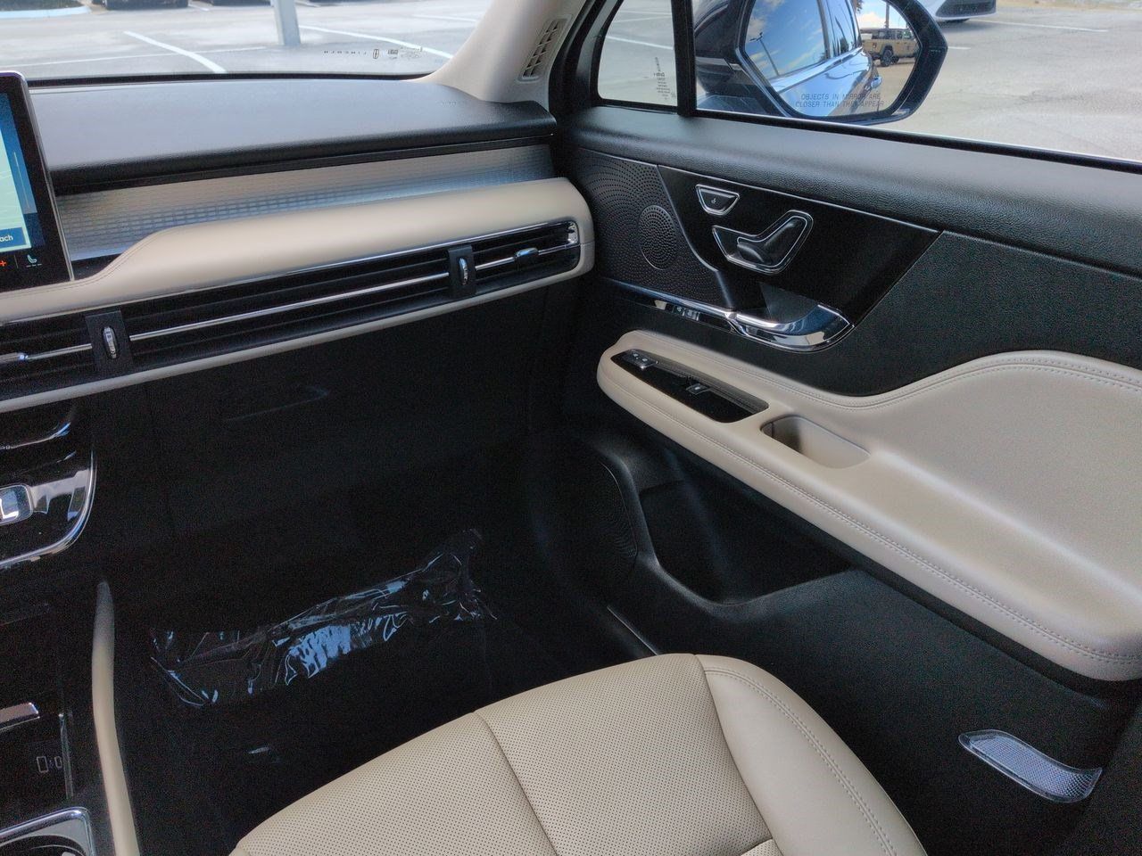 Used 2026 Lincoln Corsair Premiere FWD image 18