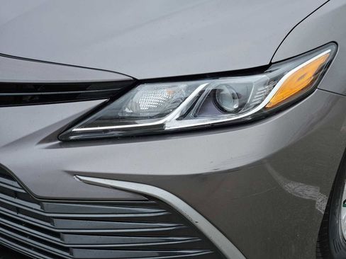 Used 2024 Toyota Camry LE image 7