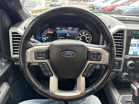 Used 2018 Ford F150 Platinum w/ Equipment Group 701A Luxury image 18