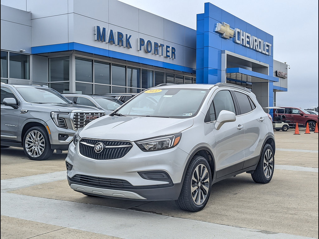 Used 2022 Buick Encore Preferred AWD/4WD image 1