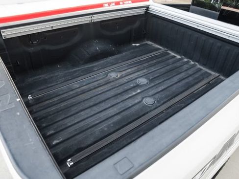 Used 2018 Nissan Titan PRO-4X w/ Pro-4x Convenience Package AWD/4WD image 75