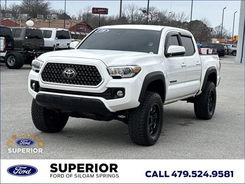 Used 2019 Toyota Tacoma TRD Off-Road image 8